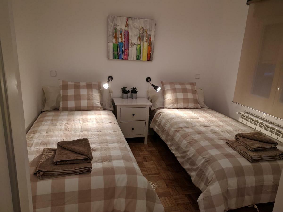 Gran Apartamento Cerca De Atocha Apartment มาดริด ภายนอก รูปภาพ