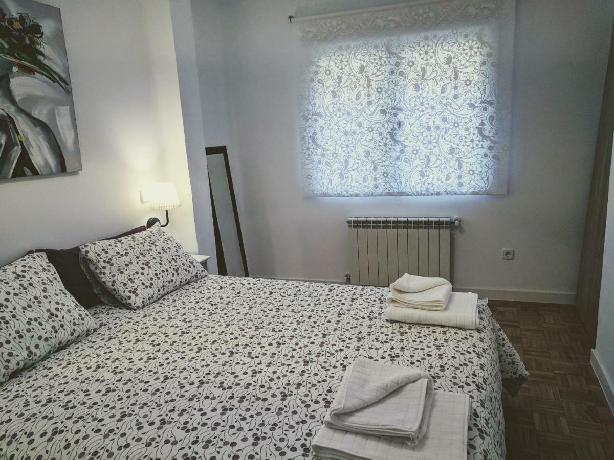 Gran Apartamento Cerca De Atocha Apartment มาดริด ภายนอก รูปภาพ