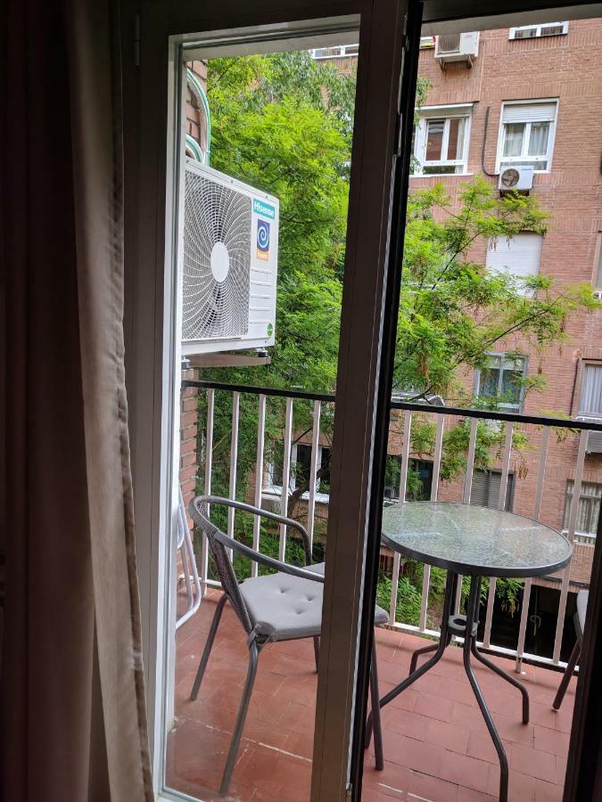 Gran Apartamento Cerca De Atocha Apartment มาดริด ภายนอก รูปภาพ