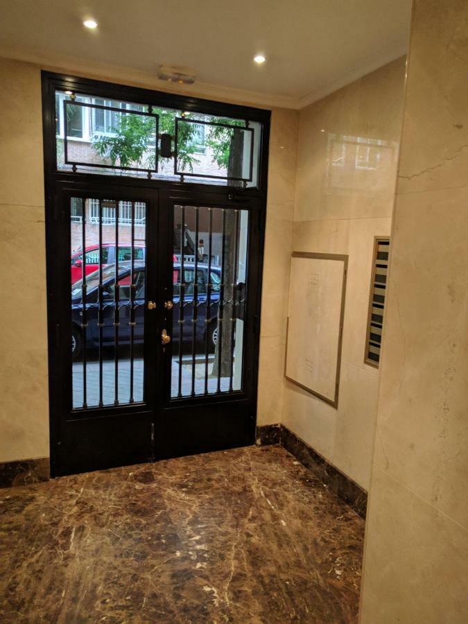 Gran Apartamento Cerca De Atocha Apartment มาดริด ภายนอก รูปภาพ